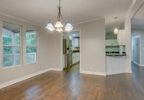 1050 Glendale Rd, White Bluff, TN 37187