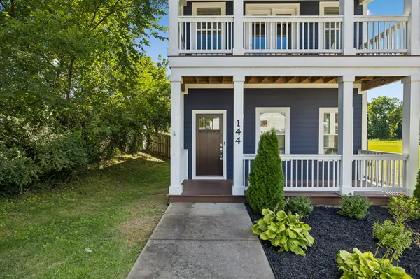 144 N Vine St, Ashland City, TN 37015