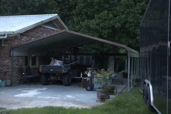 1300 Holder Rd, Cedar Grove, TN 38321