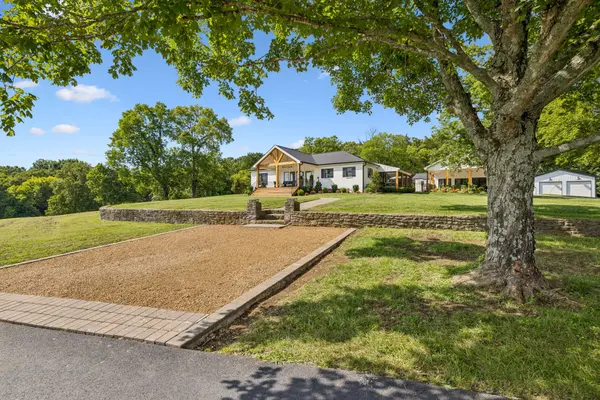 5672 Carters Creek Pike, Thompsons Station, TN 37179