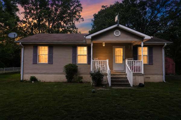 405 S Poplar  St, Kenton, TN 38233
