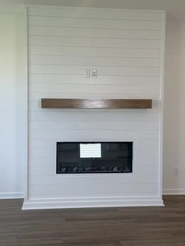 3251 Barrel Oak Pass, Columbia, TN 38401