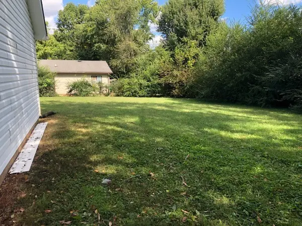 1107 Riviera Dr #B, Murfreesboro, TN 37130