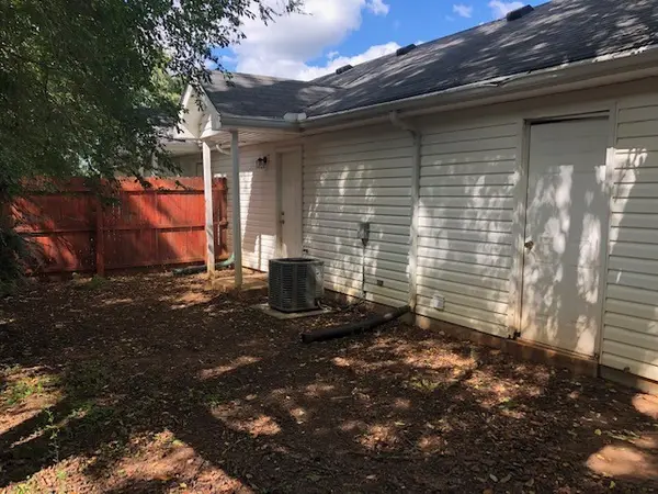 1107 Riviera Dr #B, Murfreesboro, TN 37130