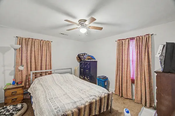 1707 E 9th St, Hopkinsville, KY 42240