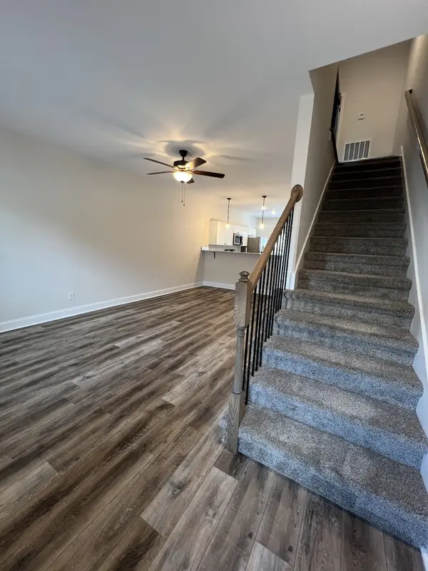 550 Peachers Mill Rd #B3, Clarksville, TN 37042