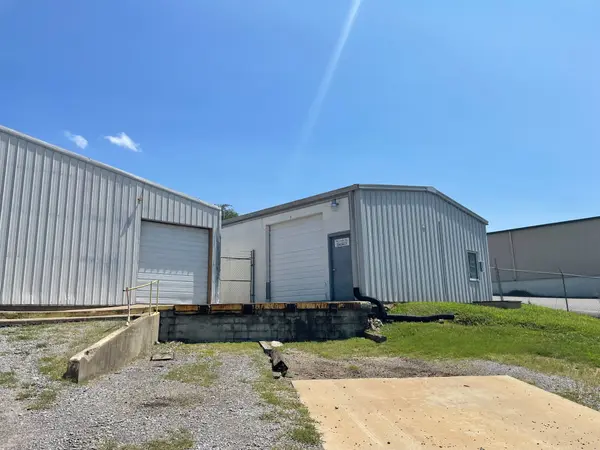 48 W Washington St, Clarksville, TN 37040