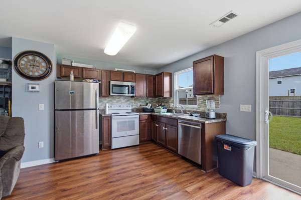 265 Hollandale Rd #E, La Vergne, TN 37086