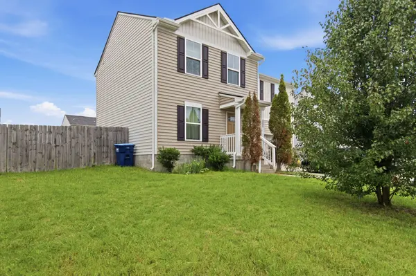 265 Hollandale Rd #E, La Vergne, TN 37086