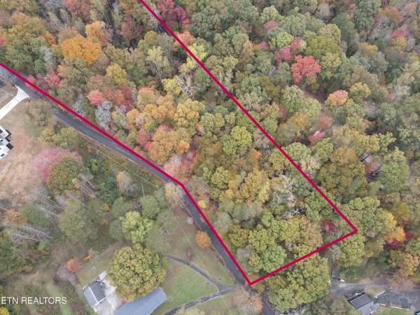 118 Pleasant View Loop Rd, Clinton, TN 37716