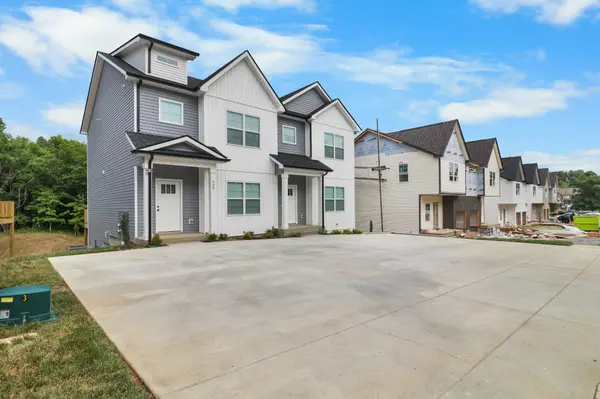 409 Cook Dr #B, Clarksville, TN 37042