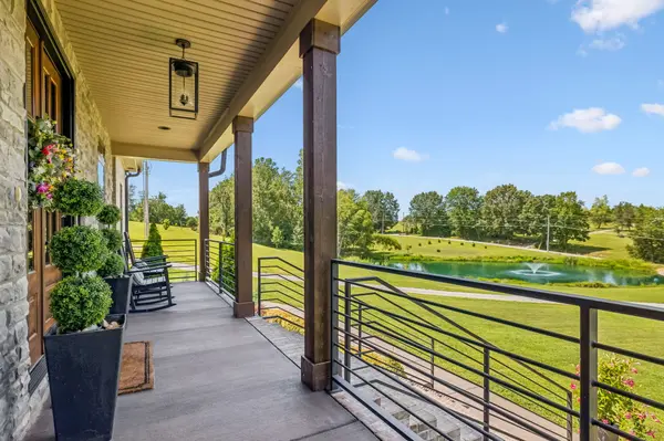 138 Belcher Hollow Rd, Cottontown, TN 37048