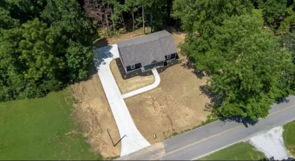 4821 Thomasville Road, Chapmansboro, TN 37035