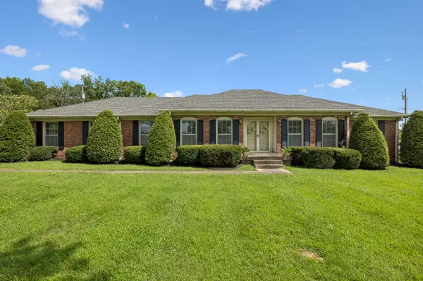 1865 Hickory Ridge Rd, Lebanon, TN 37087