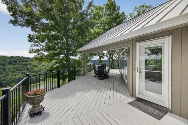 214 Fish Hook Dr, Smithville, TN 37166