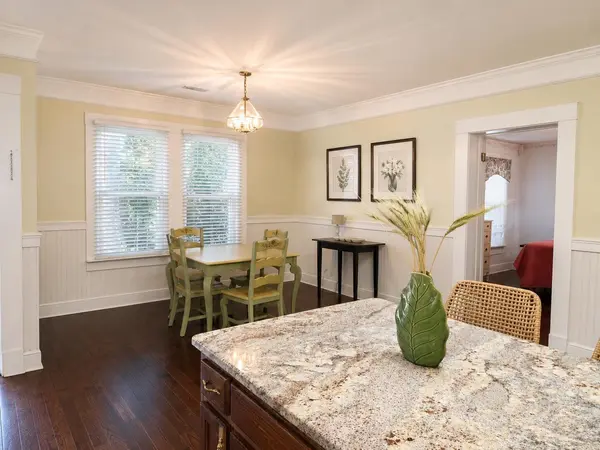 549 S Crest Road, Chattanooga, TN 37404