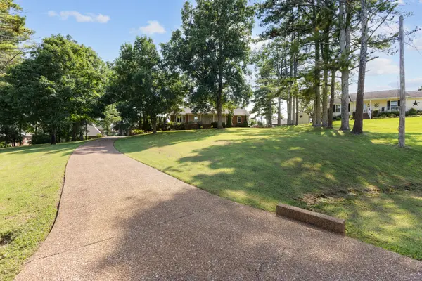 1010 Hearthside Ct #S, Hendersonville, TN 37075