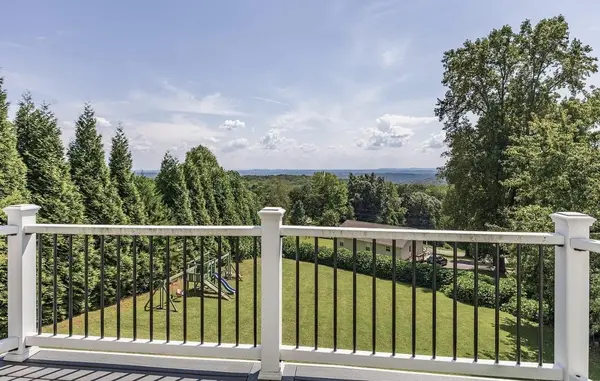 859 Black Oak Estates Road, Dayton, TN 37321