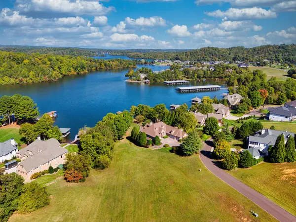 30 Morning Dove Drive, Vonore, TN 37885