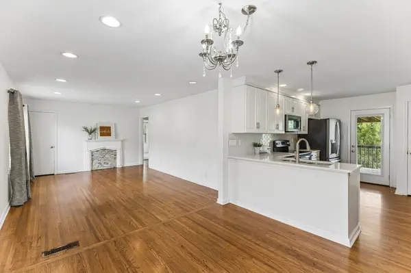 103 Oak Dr, Columbia, TN 38401