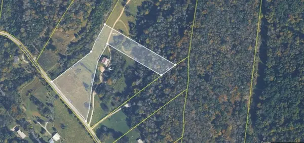 425 Campbell Hollow Rd, Bethpage, TN 37022