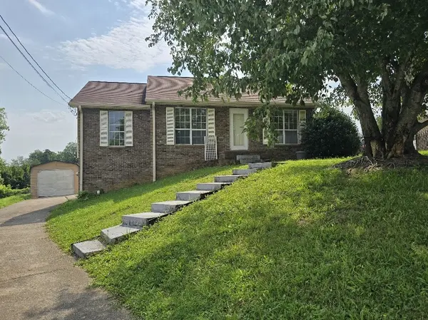 2025 Windroe Dr, Clarksville, TN 37042