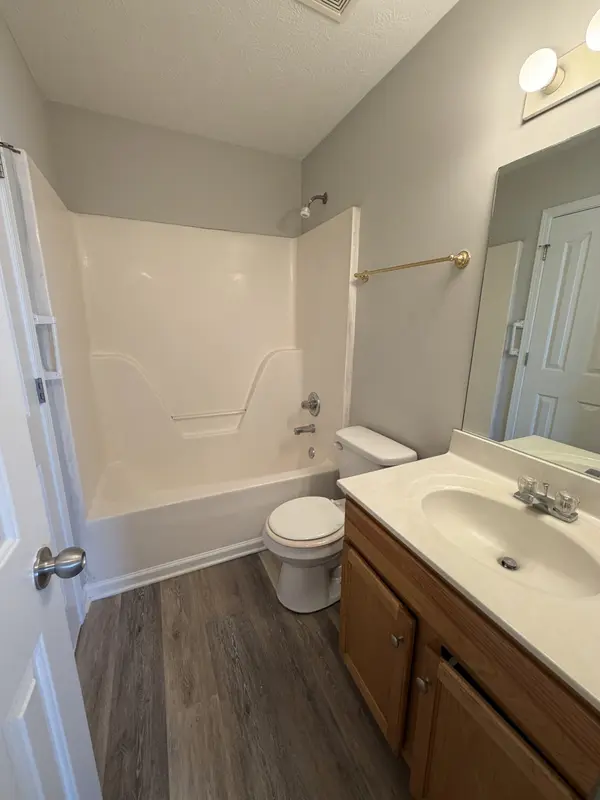 1217 Eastwoods Dr #E, Murfreesboro, TN 37130