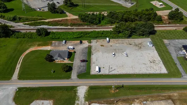1489 Decherd Estill Rd, Decherd, TN 37324
