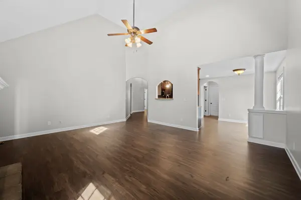 3744 Silver Fox Ct, Clarksville, TN 37040