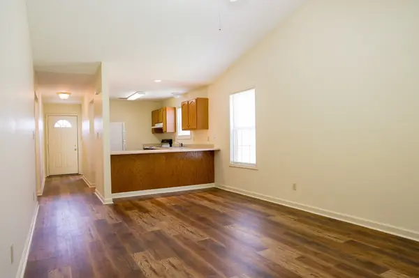 755 Sivley Rd, Hopkinsville, KY 42240