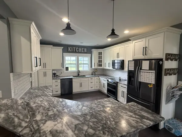 131 Brenray Dr, Harriman, TN 37748