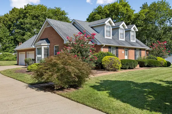 6617 N Creekwood Drive, Brentwood, TN 37027