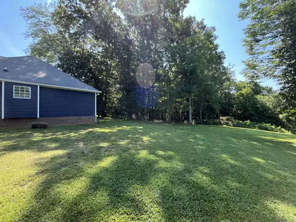 1130 Hunting Creek Ct, Clarksville, TN 37042