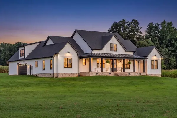 781 Brassfield Rd, Hillsboro, TN 37342