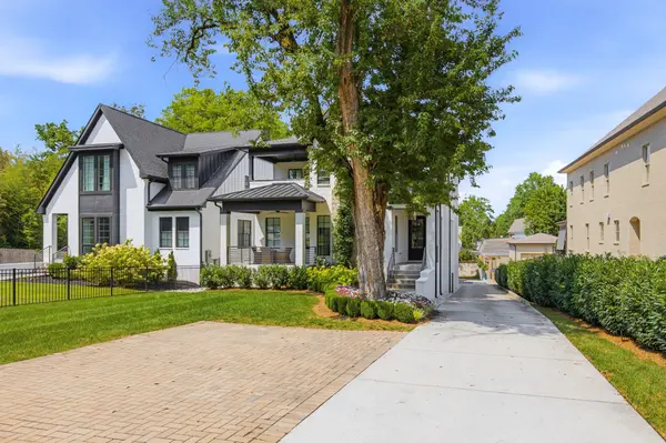 3914 Abbott Martin Rd, Nashville, TN 37215