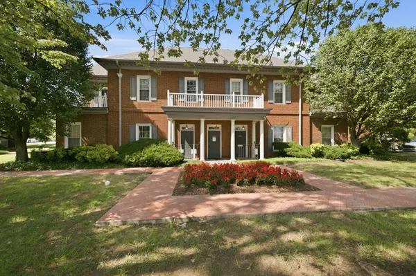 5046 Thoroughbred Ln, Brentwood, TN 37027