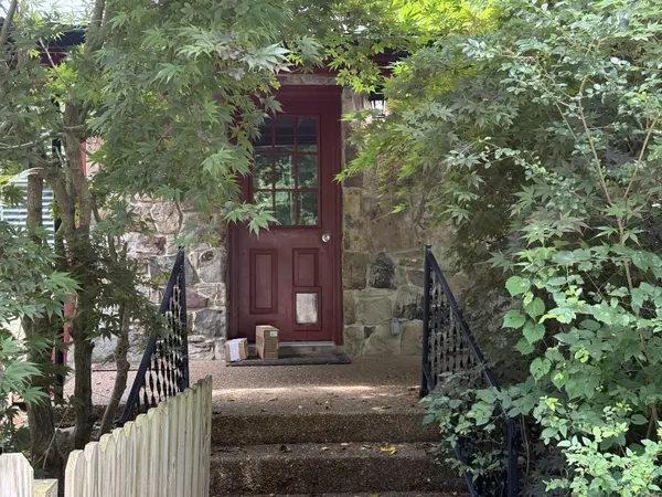 12147 Sewanee Hwy, Sewanee, TN 37375