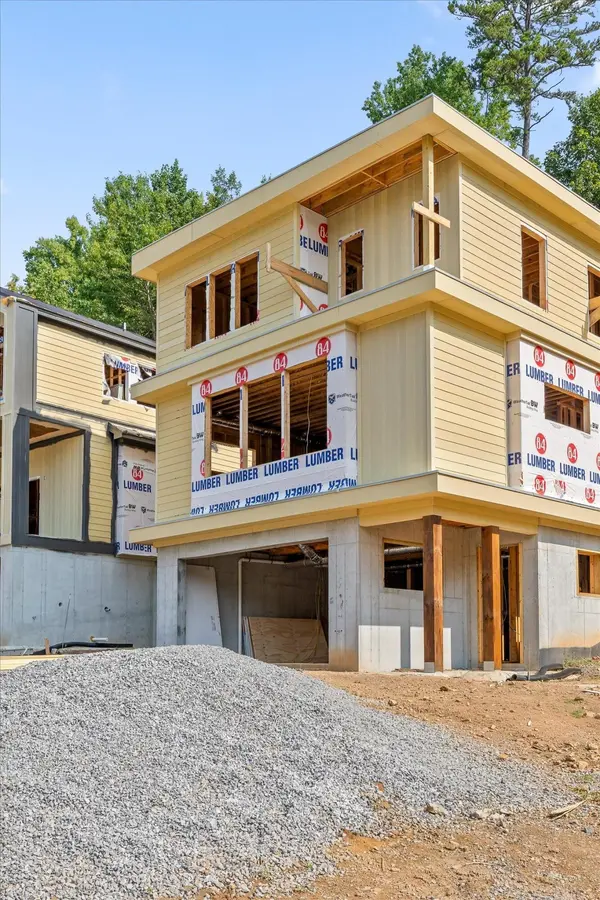 206 Lullwater Road, Chattanooga, TN 37415