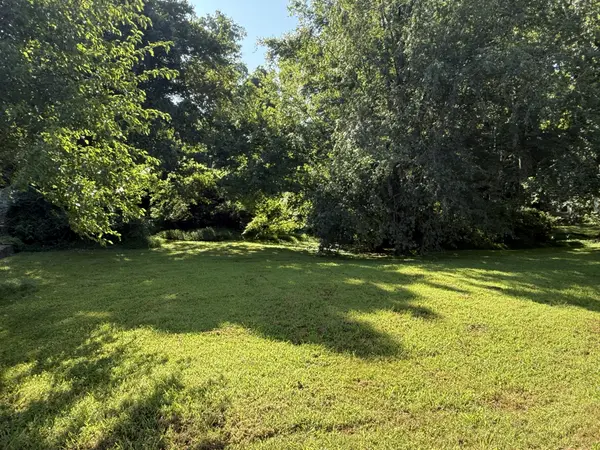 0 Azalea Dr, Columbia, TN 38401