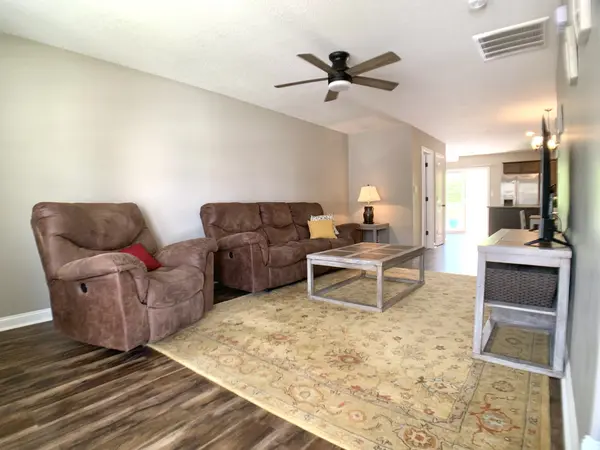 364 Sam Houston Cir, Clarksville, TN 37040