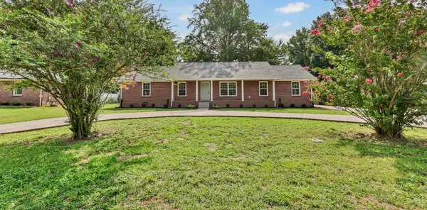 523 Linda Ln, Clarksville, TN 37042