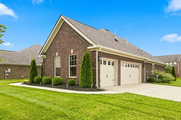 4757 Kingdom Dr, Murfreesboro, TN 37128