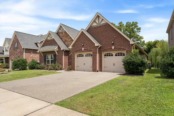 108 Gulfstream Dr, Gallatin, TN 37066