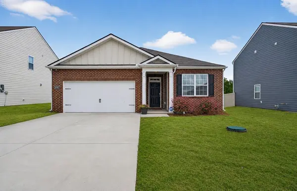 9032 Copenhagen Dr, Murfreesboro, TN 37129
