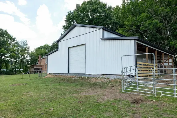 5111 SE Tater Peeler Rd, Lebanon, TN 37090