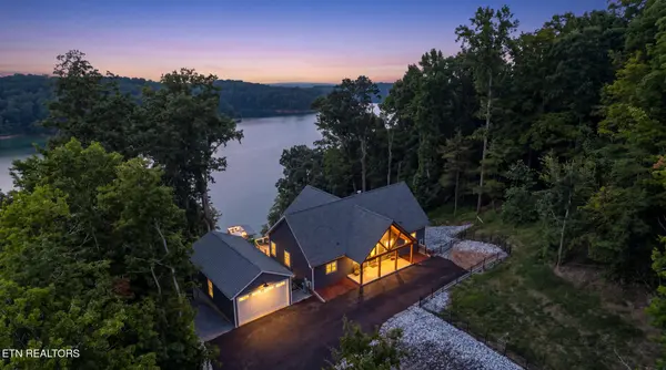 552 Fox Ridge Lane, Caryville, TN 37714