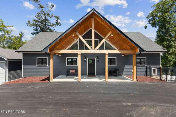 552 Fox Ridge Lane, Caryville, TN 37714