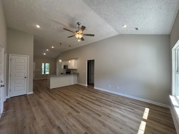 37 Laurel View St, Manchester, TN 37355