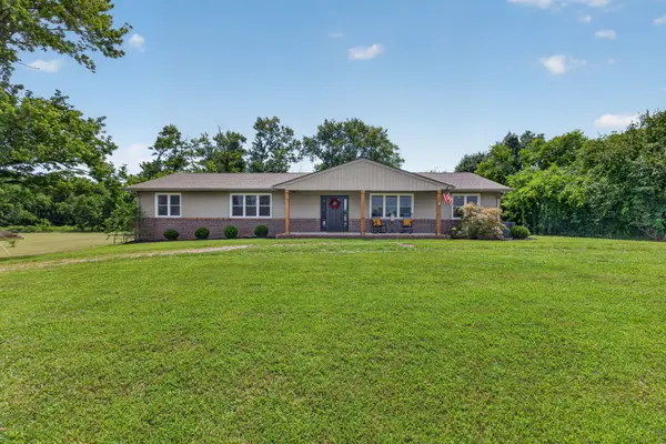 926 Dyer Cir, Morrison, TN 37357
