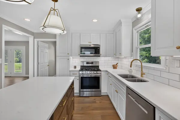 926 Dyer Cir, Morrison, TN 37357